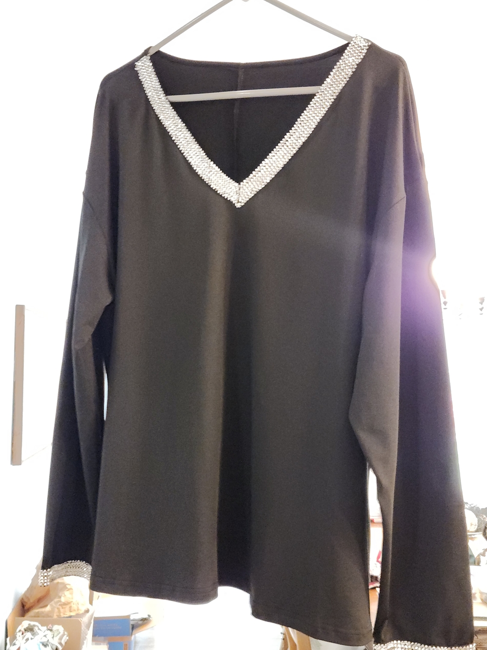SHEIN Black V-Neck Long Sleeve Tunic with Rhinestone Trim